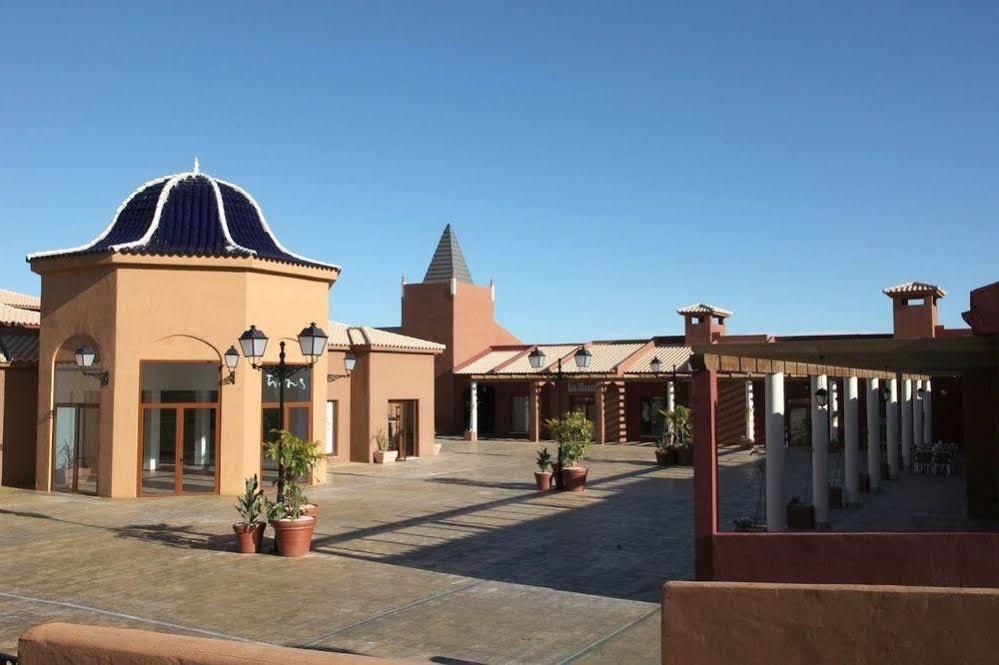 Santara Resort And Spa サンタ・ポラ エクステリア 写真